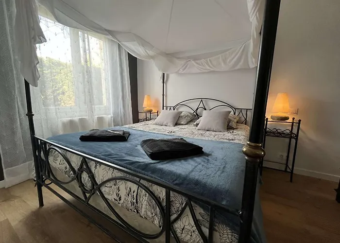 Le Beau Sejour - Elegant Et Spacieux- Proche Aeroport Apartment *