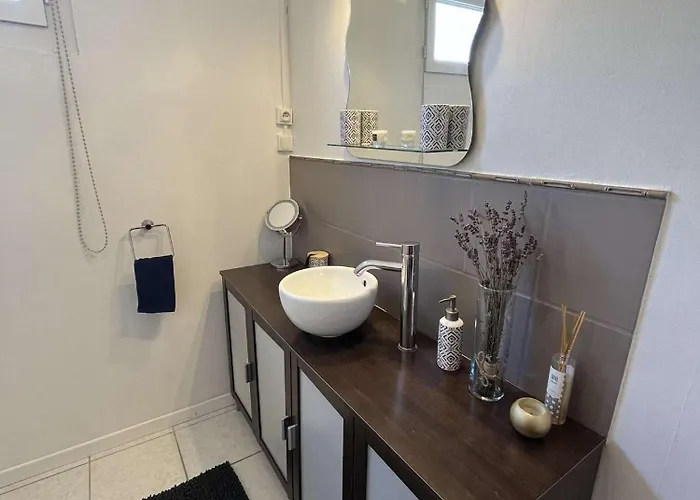 Le Beau Sejour - Elegant Et Spacieux- Proche Aeroport * Beauvais